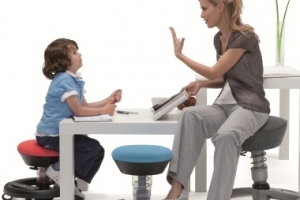 Детские стулья, помогающие сохранить здоровье ребенка