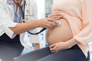 Программа ведения беременности в медицинских центрах для всей семьи "Квантум Сатис", СПб