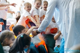 Интерактивное шоу - вырастить шаровую молнию, приручить огонь и создать снег на детском празднике в СПб