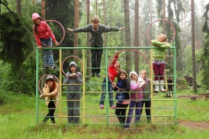 Куда отправить ребенка летом 2013? Развивающий лагерь в Ленинградской области "Управление будущим"