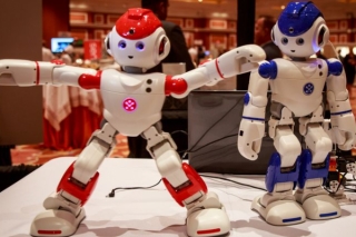 Где ребенок может заняться робототехникой в Москве? В "КидБурге" в ЦДМ