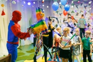 Пиньята на день рождения ребенка в "Музеусе" в СПб