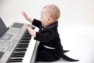 Музыкальные занятия для детей от 3 лет, вокал и фортепиано в центре "Фокс клаб" в Бескудниково, Москва