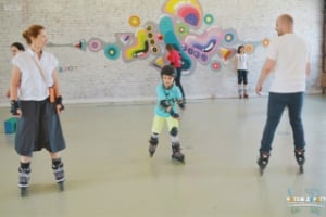 Занятия на роликах для взрослых и детей в центре Санкт-Петербурга