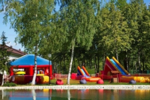 Летние развлечения для детей и их родителей в отеле Hilton Garden Inn Moscow New Riga