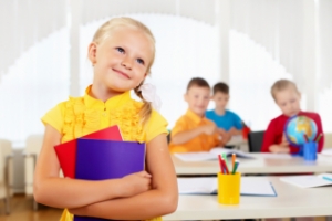Как помочь ребенку подготовиться к школе и детскому саду после каникул? 