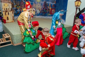 Новогодний утренник 2018 в детских садах "Карапуз LAND" в Краснодаре, фотографии