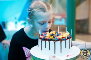 Идеальный торт на заказ на детский праздник в кафе GorillaPark, СПб
