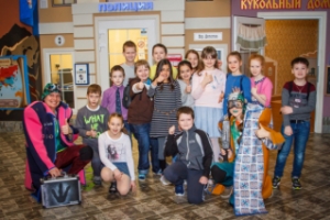 Как провести весенние каникулы 2018 с ребенком в СПб? Побывать в "КидБурге"