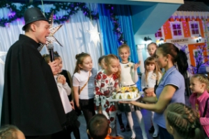 Детский день рождения в "Кидбурге" в Ростове-на-Дону, фотографии