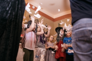 Выездной праздник для детей в СПб: оригинальные программы от "Территории мистики"