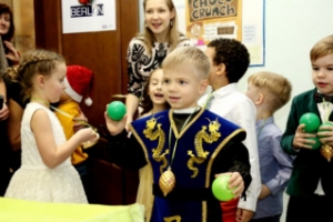 Детские праздники на английском языке в школе ICS, СПб фотоотчет
