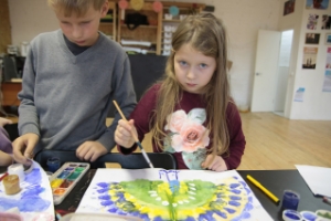 Занятия рисованием и творчеству для детей в Детской школе искусств на Чкаловской в Москве