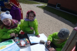Частный детский сад на лето 2015 в Парголово: летняя дача с "Винни-Пухом"