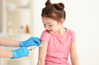 Вакцина "Пентаксим" для детей в наличии в клиниках Euromed Kids в Петербурге