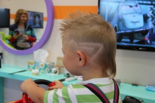 Фигурный выстриг волос для мальчиков в Перми
