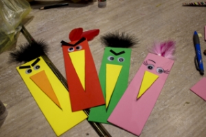 Мастер-класс для детей "Закладки в стиле Angry Birds" в Angry Birds Activity Park в СПб, фото