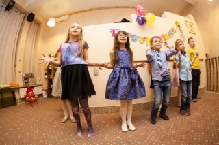 Где провести детский праздник в Приморском районе? День рождения ребенка в студии "Мировые детки"