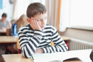 Что делать, если ребёнок не хочет идти в школу? Советы и решения от TutorOnline.ru