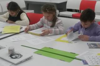 Как повысить успеваемость ребенка в школе? Программа "Учиться легко" от центра "Детская Академия Успеха" в Москве