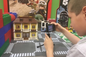 Фото: мастер-класс "Лего-мультипликация" для детей 7-14 лет в студии "Леготека" на Пражской улице в СПб