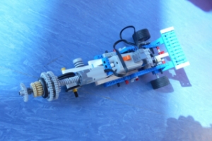 Как построить автомобиль из LEGO: гонки для детей в центрах "Леготека", СПб
