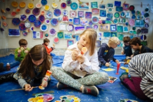 Необычный английский язык для детей: курс Art в London Gates Education Group СПб