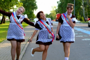 Школьная форма для девочек на последний звонок в Хабаровске